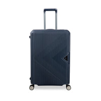 Medium - 67 x 46.5 x 28cm / 81L / 3.61kg