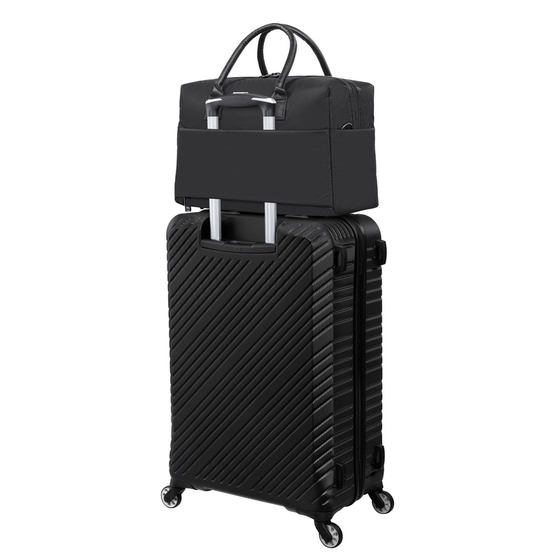 Outpaced - Small Holdall (Black)